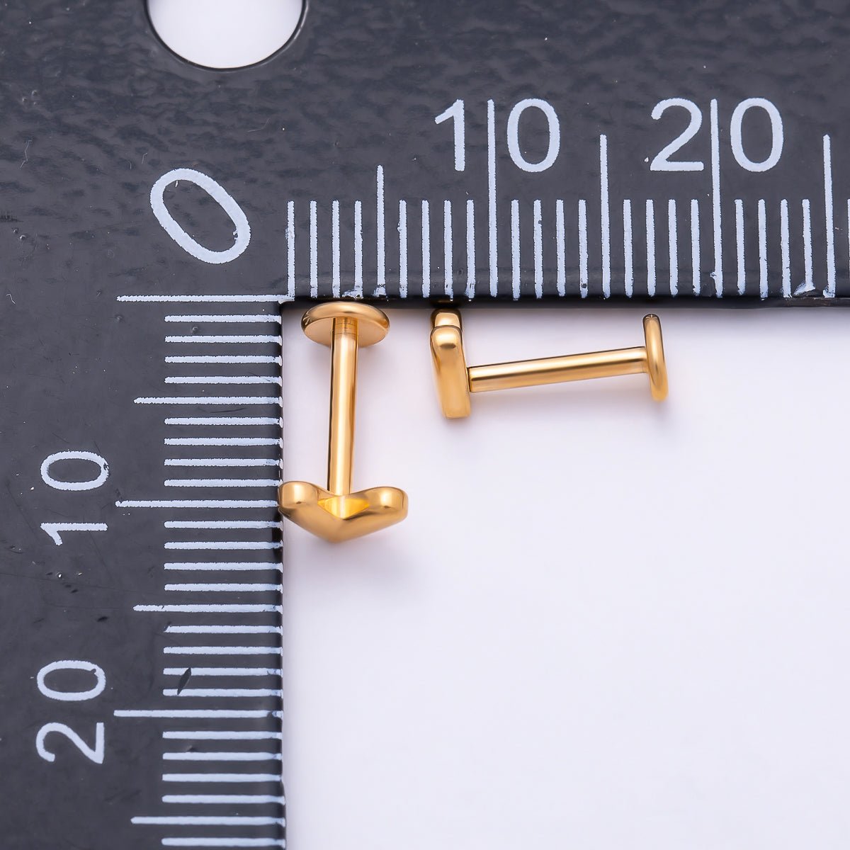 Titanium 4.5mm Minimalist Heart Universal Cartilage Piercing Flat Back Stud | BJ-00208